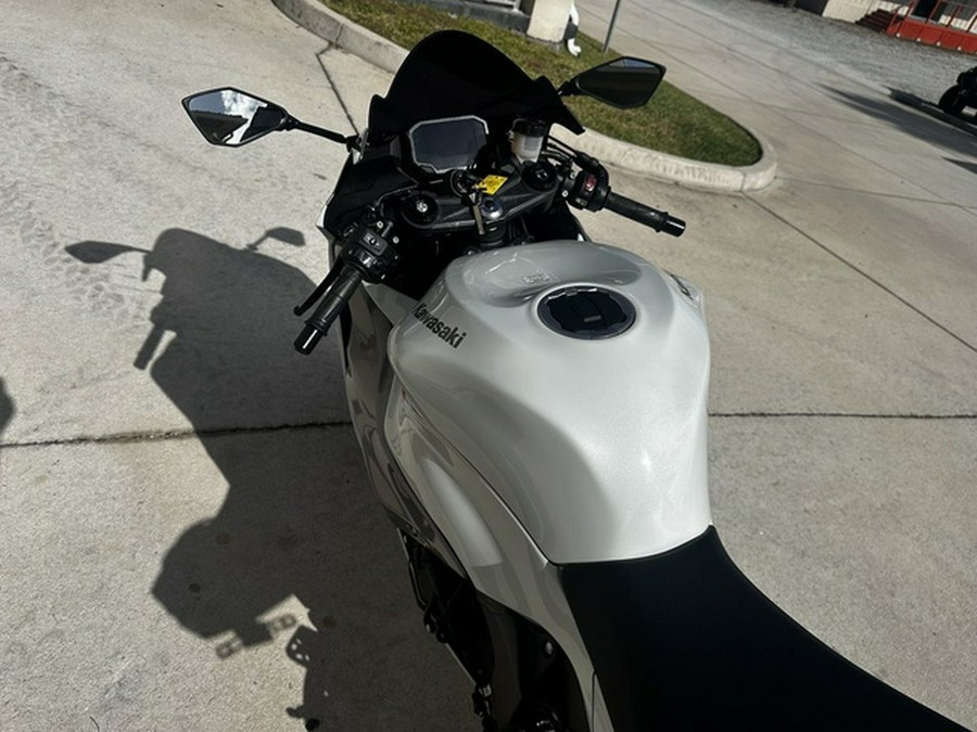 2025 Kawasaki Ninja ZX-6R