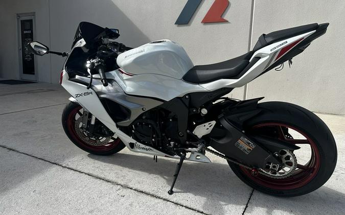 2025 Kawasaki Ninja ZX-6R