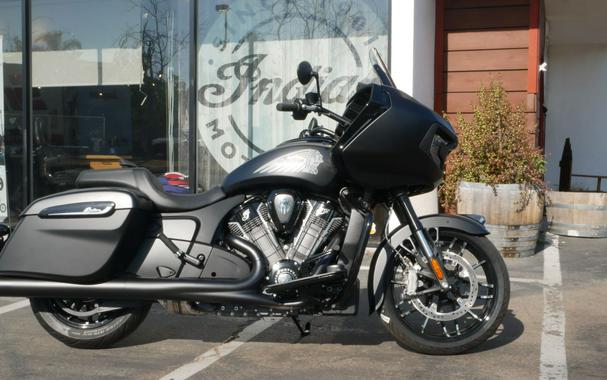 2024 Indian Motorcycle Challenger® Dark Horse® with PowerBand Audio Package