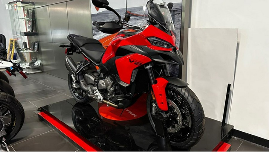 2025 Ducati Multistrada V2
