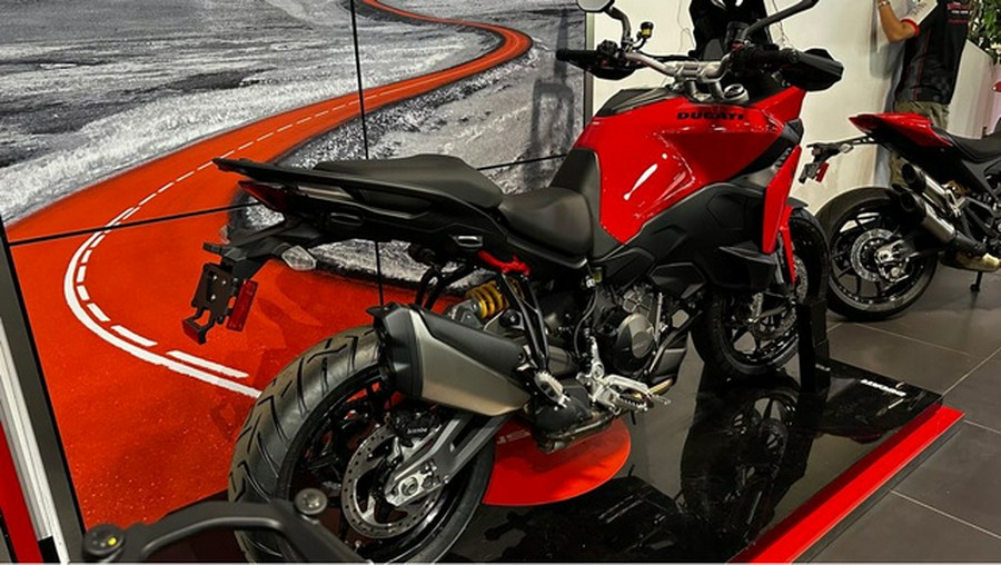 2025 Ducati Multistrada V2