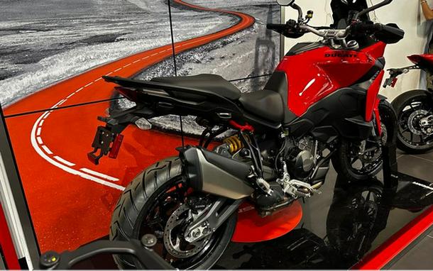 2025 Ducati Multistrada V2
