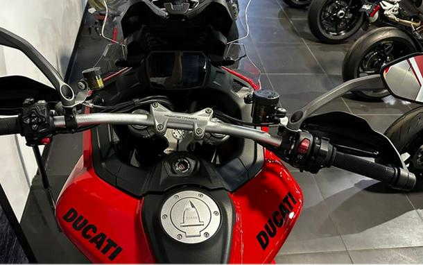 2025 Ducati Multistrada V2