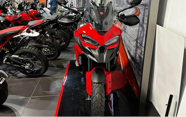 2025 Ducati Multistrada V2