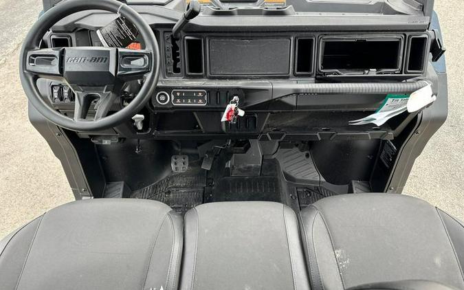 2026 Can-Am® SSV DEF MAX XT 65 HD11 BE 26