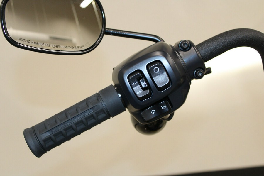 New 2025 Harley-Davidson Street Bob Cruiser FXBB Motorcycle For Sale In Miami, Florida