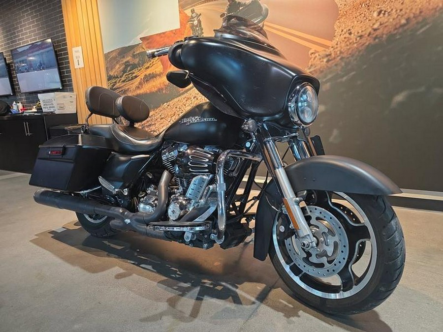 2013 Harley-Davidson® FLHX - Street Glide®