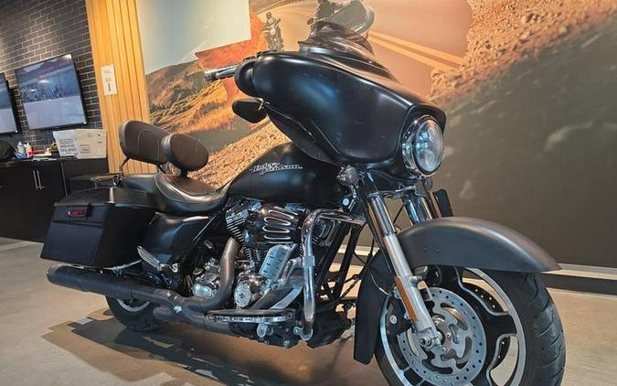 2013 Harley-Davidson® FLHX - Street Glide®