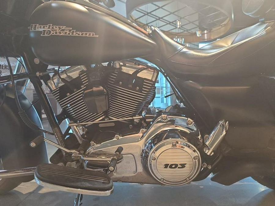 2013 Harley-Davidson® FLHX - Street Glide®