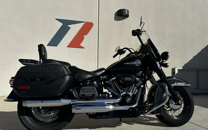 2018 Harley-Davidson FLHCS - Softail Heritage Classic 114