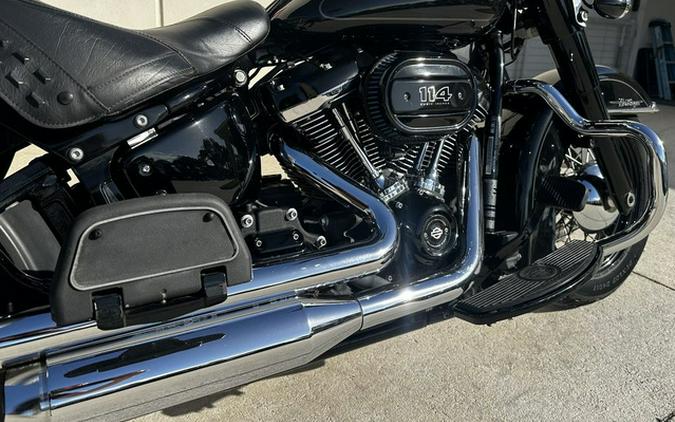 2018 Harley-Davidson FLHCS - Softail Heritage Classic 114
