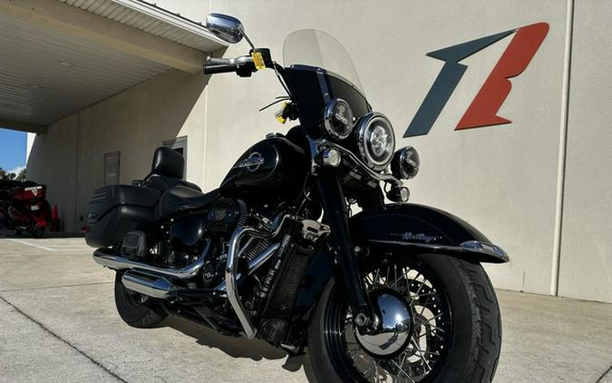 2018 Harley-Davidson FLHCS - Softail Heritage Classic 114