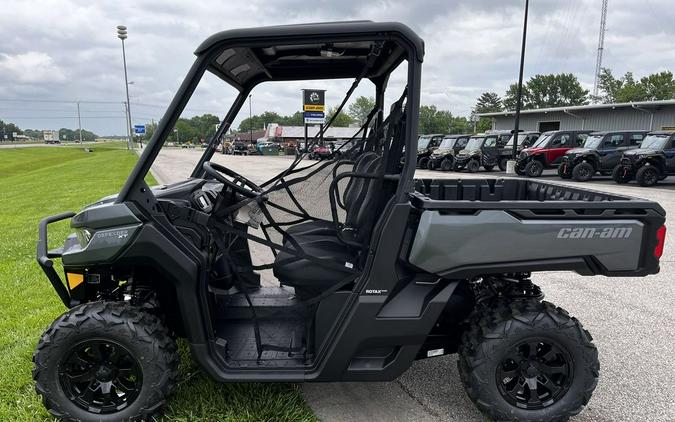 2024 Can-Am® Defender XT HD7