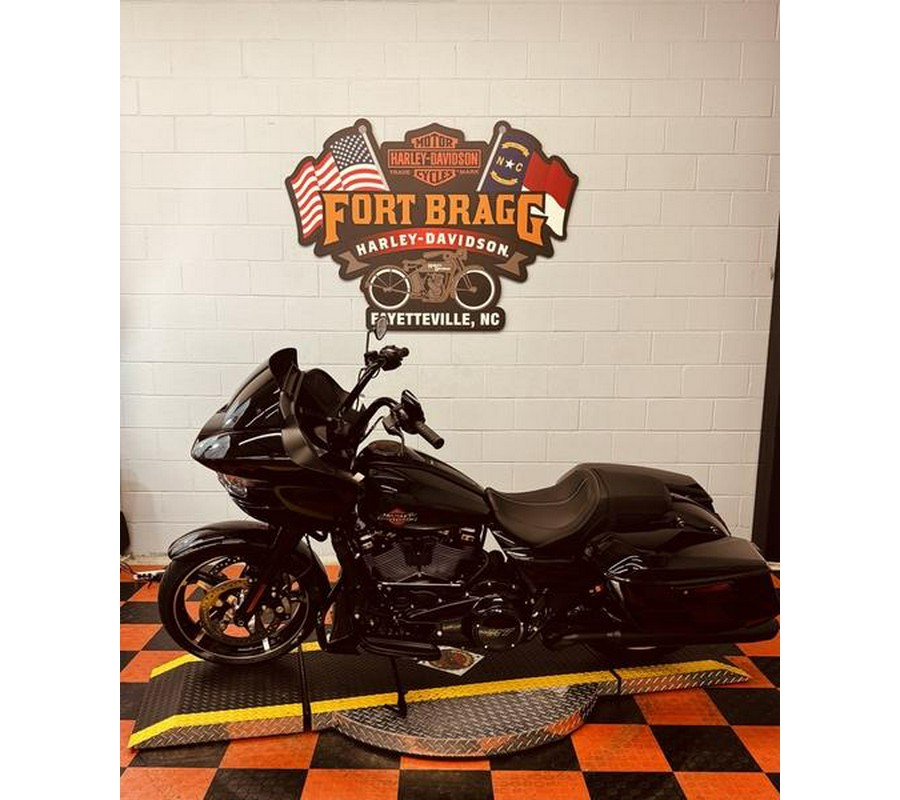 2025 Harley-Davidson® FLTRX - Road Glide®