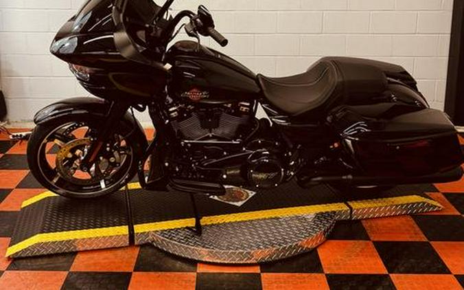 2025 Harley-Davidson® FLTRX - Road Glide®