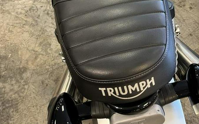 2022 Triumph Speed Twin Jet Black