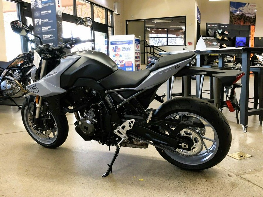 2024 Suzuki GSX-8S