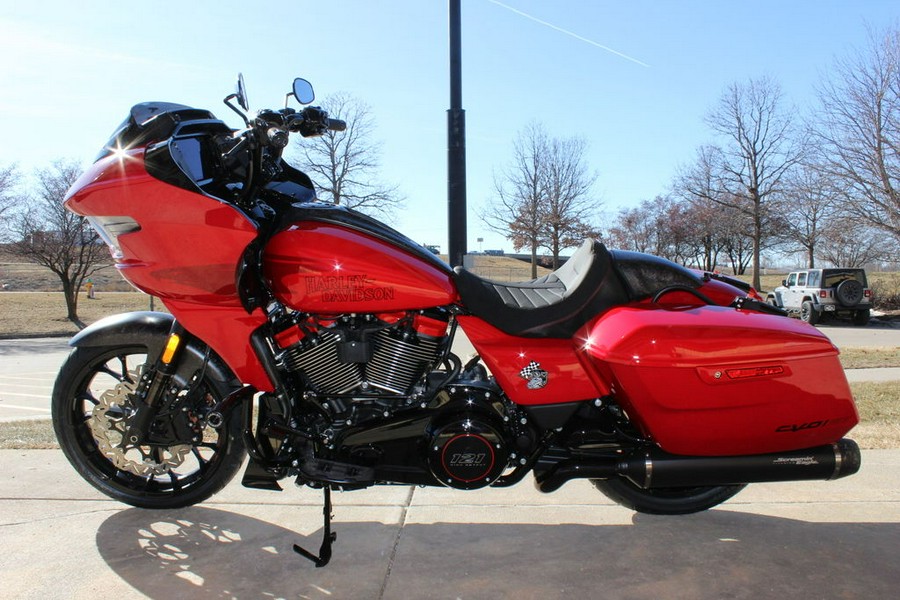 2025 Harley-Davidson® FLTRXSTSE - CVO™ Road Glide® ST