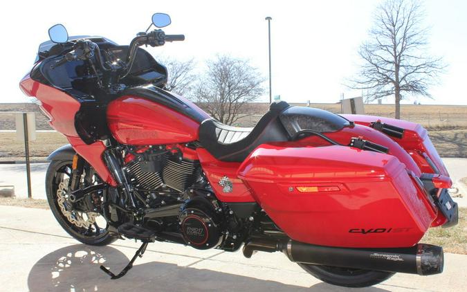 2025 Harley-Davidson® FLTRXSTSE - CVO™ Road Glide® ST