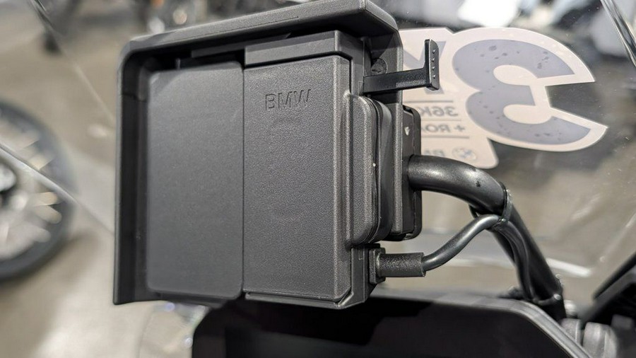 2025 BMW R 1300 GS Light White