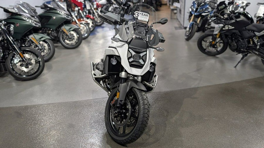 2025 BMW R 1300 GS Light White