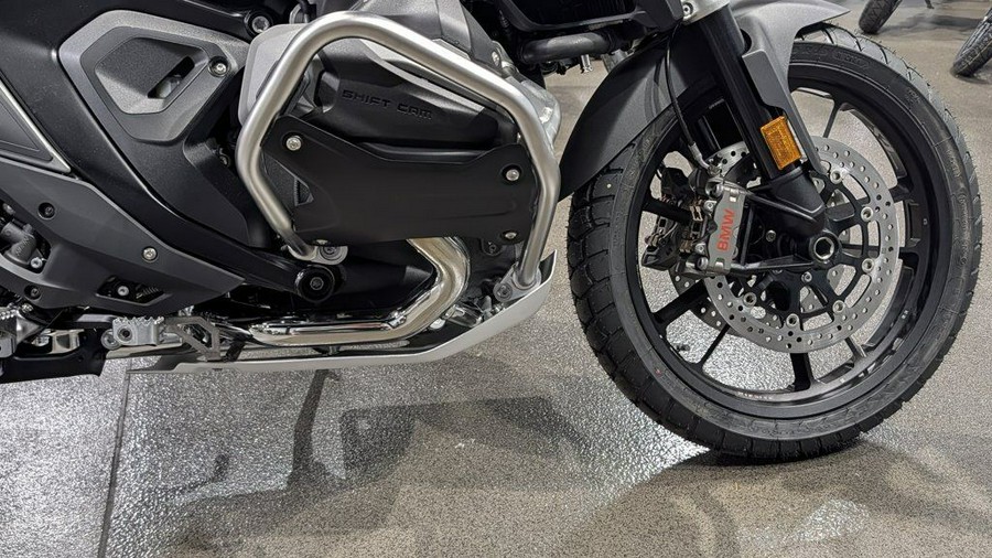 2025 BMW R 1300 GS Light White