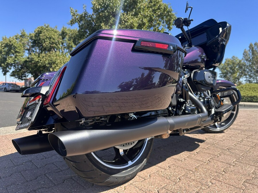 FLTRX 2025 Road Glide™