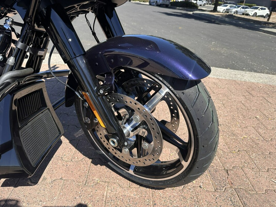 FLTRX 2025 Road Glide™