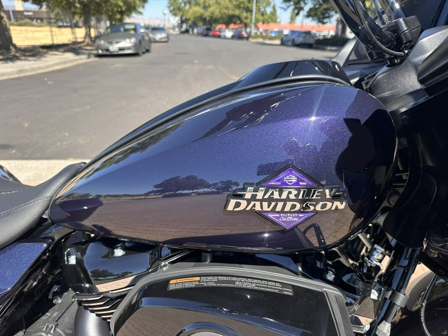 FLTRX 2025 Road Glide™