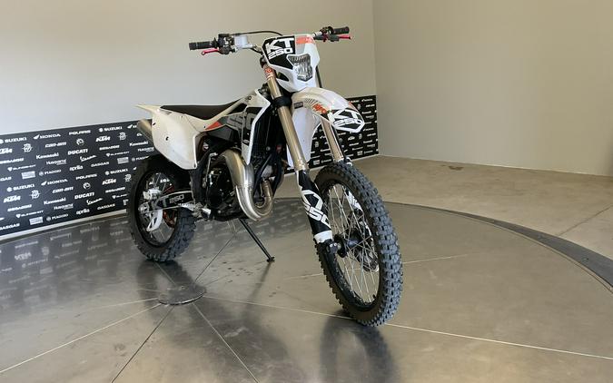 2022 KAYO KT 250 - 15367U