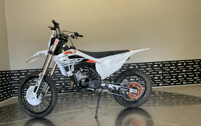 2022 KAYO KT 250 - 15367U