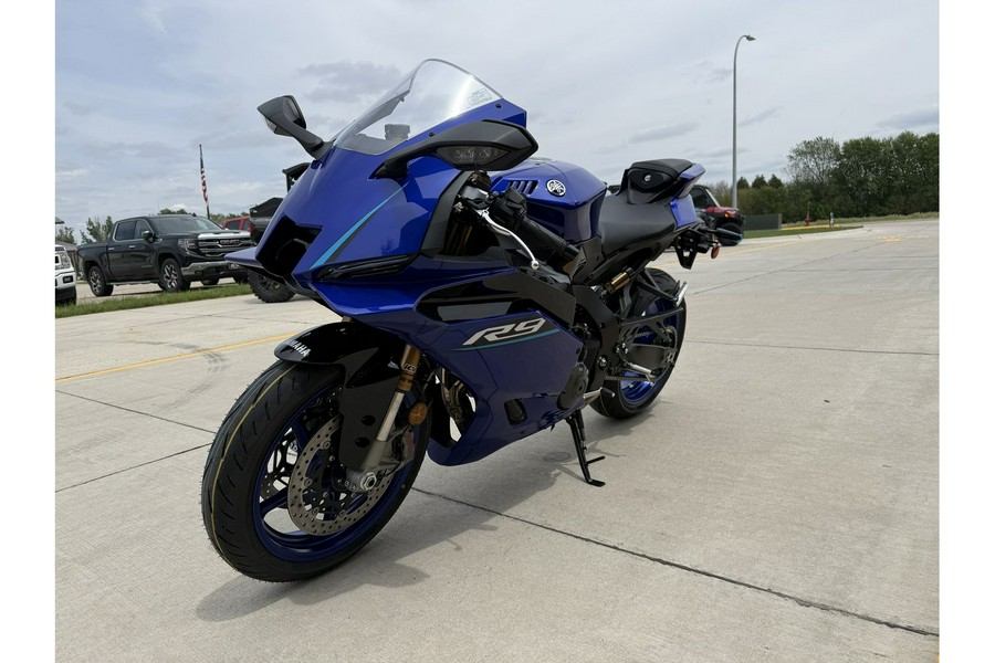2026 YZF-R9 - Yamaha