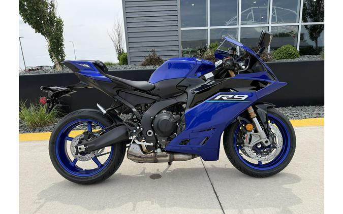 2026 YZF-R9 - Yamaha