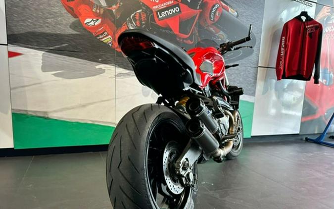 2020 Ducati Monster 821 Red