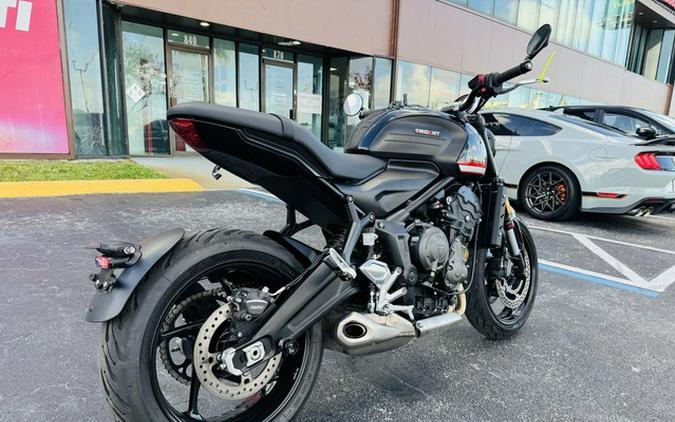 2024 Triumph Trident 660 Sapphire Black