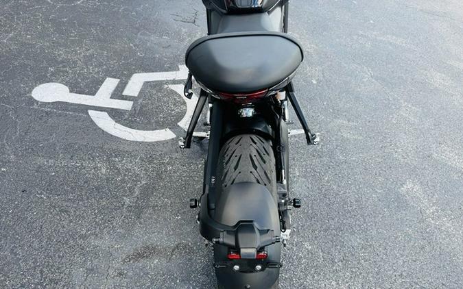 2024 Triumph Trident 660 Sapphire Black