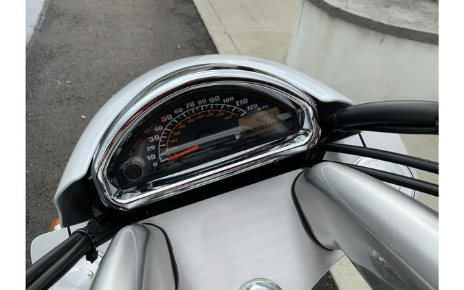 2015 Suzuki BOULEVARD M50