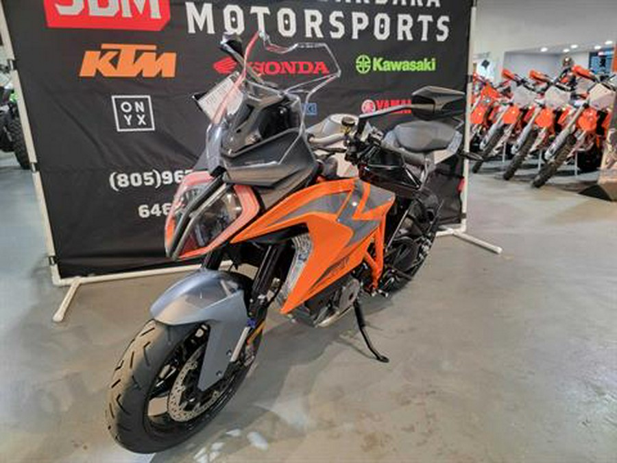 2023 KTM 1290 Super Duke GT