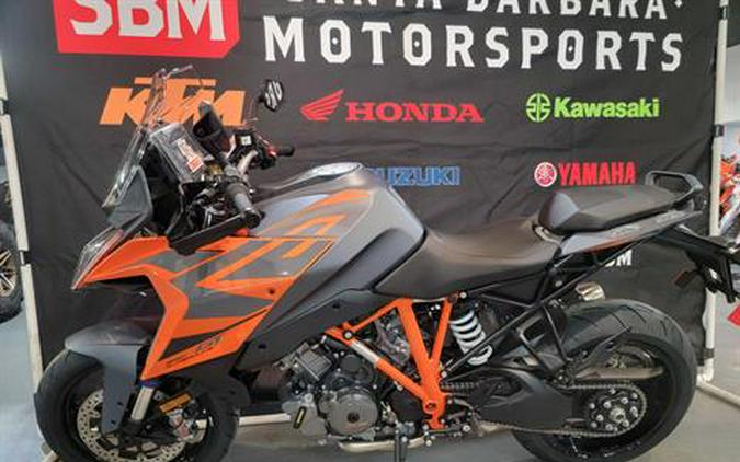 2023 KTM 1290 Super Duke GT