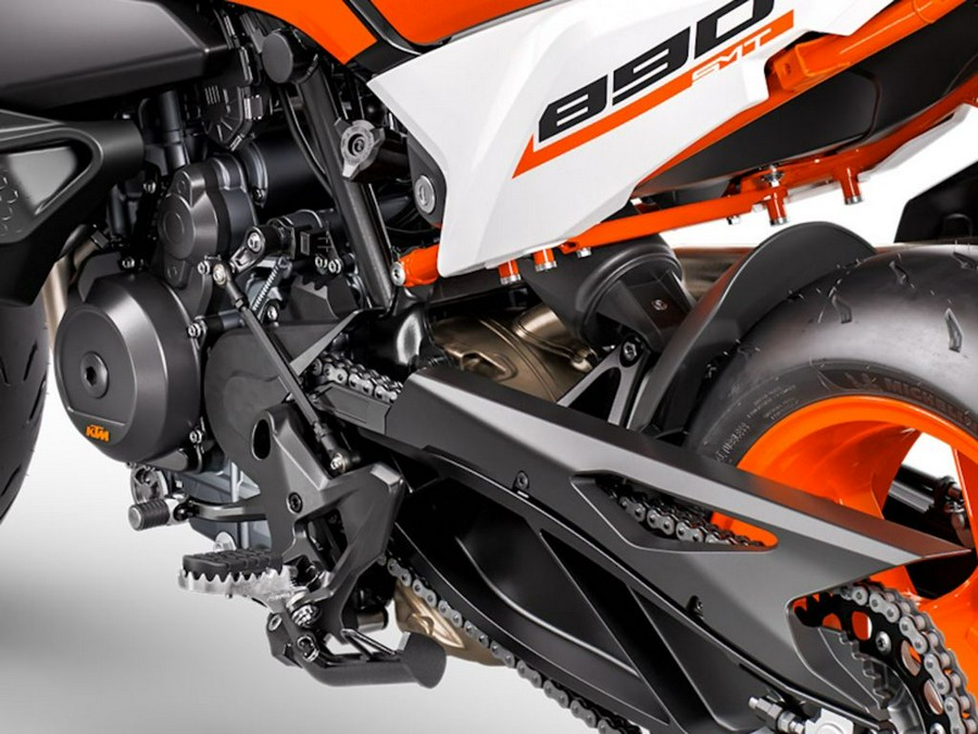 2024 KTM SMT 890