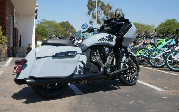 2024 Indian Motorcycle Challenger® Dark Horse® Icon with PowerBand Audio Package