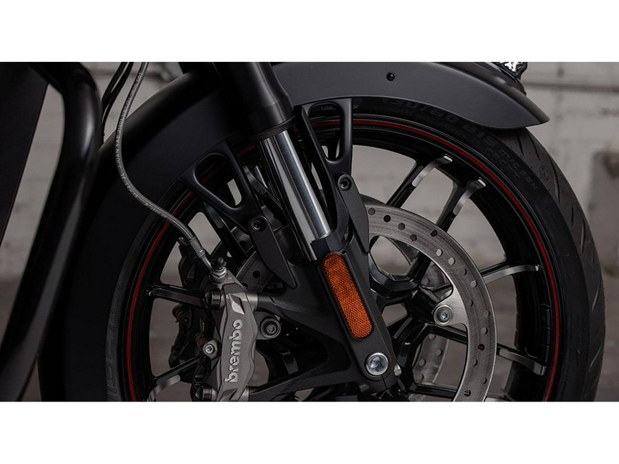 2024 Indian Motorcycle Challenger® Dark Horse® Icon with PowerBand Audio Package