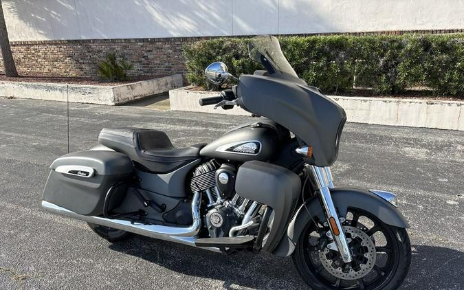 2020 Indian Motorcycle® Chieftain® Titanium Smoke