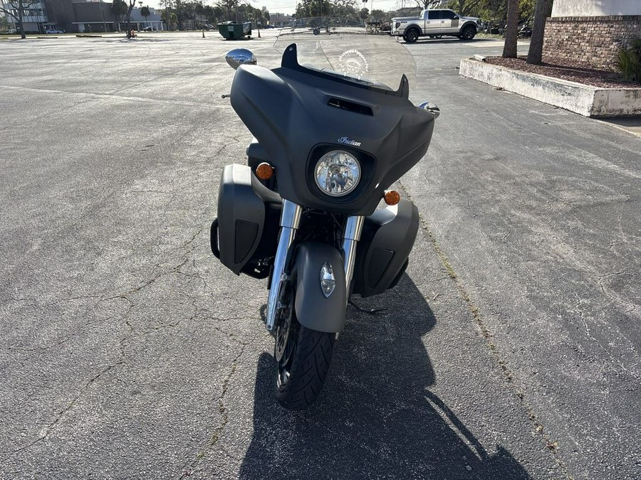 2020 Indian Motorcycle® Chieftain® Titanium Smoke