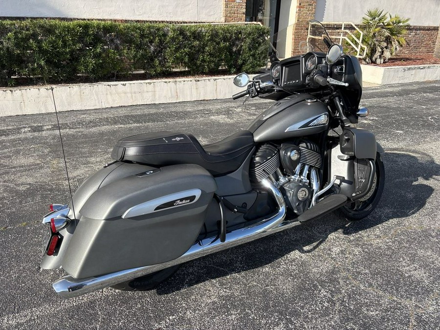 2020 Indian Motorcycle® Chieftain® Titanium Smoke