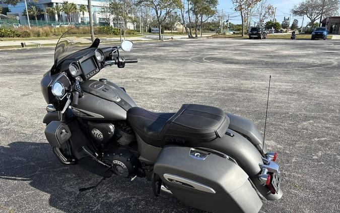 2020 Indian Motorcycle® Chieftain® Titanium Smoke