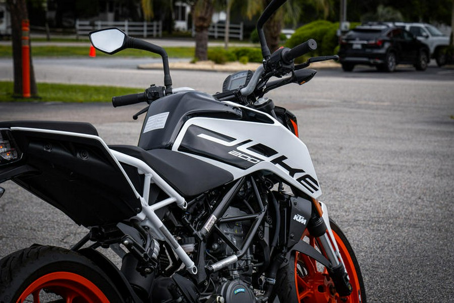 2021 KTM 200 Duke