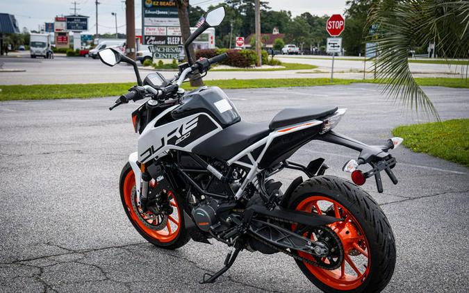 2021 KTM 200 Duke