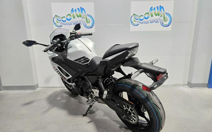 2026 Kawasaki Ninja® 650 ABS