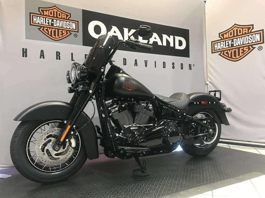 Harley-Davidson® Deadwood™ 2026